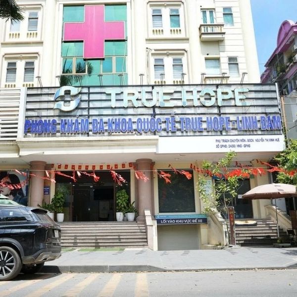 True Hope ứng dụng công nghệ máy Holmium hiện đại trong điều trị tuyến tiền liệt