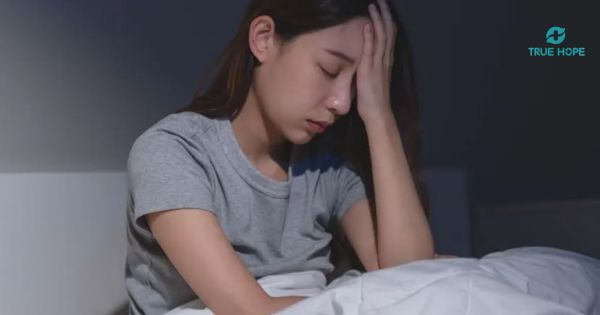 Hình ảnh uống thuốc ngủ vẫn không ngủ sâu, sáng dậy mệt, đau đầu