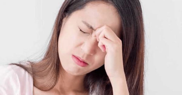 Đau đầu và hay quên ở tuổi 30-40 có thể cần đi khám sớm
