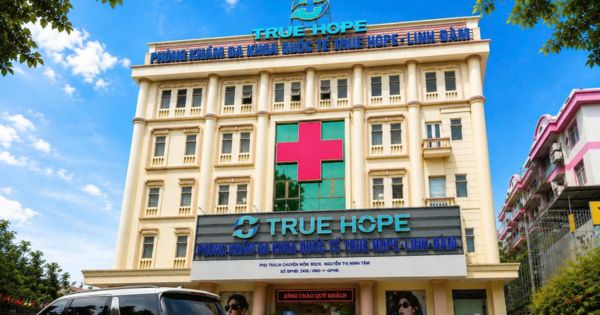 Phòng khám Đa khoa Quốc tế True Hope khám và điều trị đau khớp vai tại Hà Nội